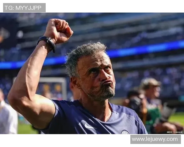 FIFA年度最佳男足教练候选名单揭晓恩里克斯洛特弗里克争夺荣誉