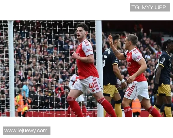 切尔西稳居榜首阿森纳紧追热刺全力冲击曼联争夺战升级